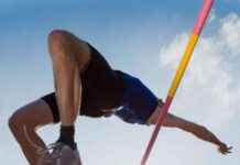 Bitcoin Price Surges Above $64K to Start the Week news-15102024-073514