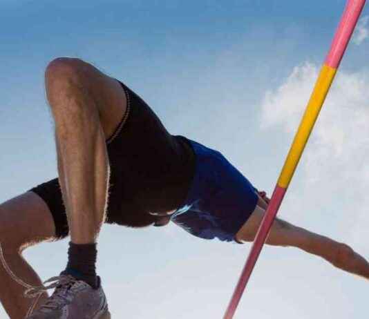 Bitcoin Price Surges Above $64K to Start the Week news-15102024-073514