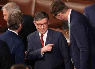 Mike Johnson Re-Elected Speaker of the House with Trump’s Support mike-johnson-re-elected-speaker-of-the-house-with-trumps-support