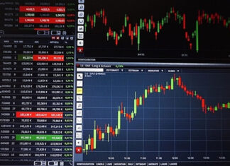 All the Essential Tools Which Help the Forex Traders forex trading tools, forex analysis, trading platforms, technical analysis, candlestick charts, risk management, forex indicators, automated trading, economic calendar, forex trader essentials